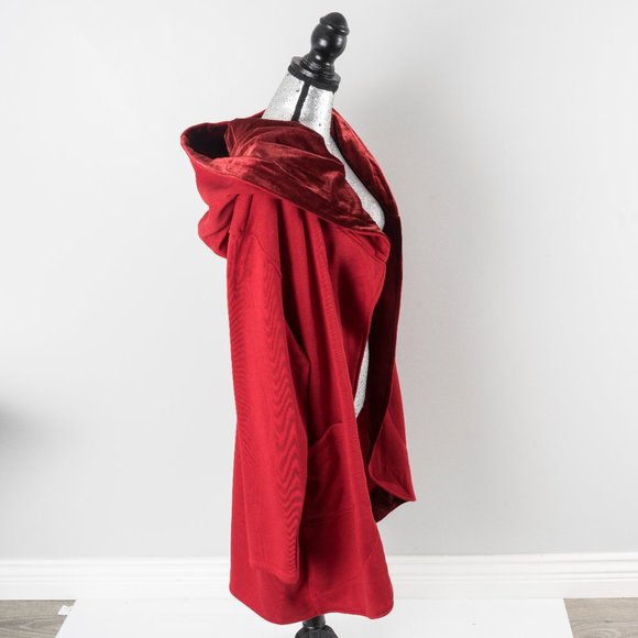 NWT Red Velvet inset hood coat - 2X - Picture 7 of 9